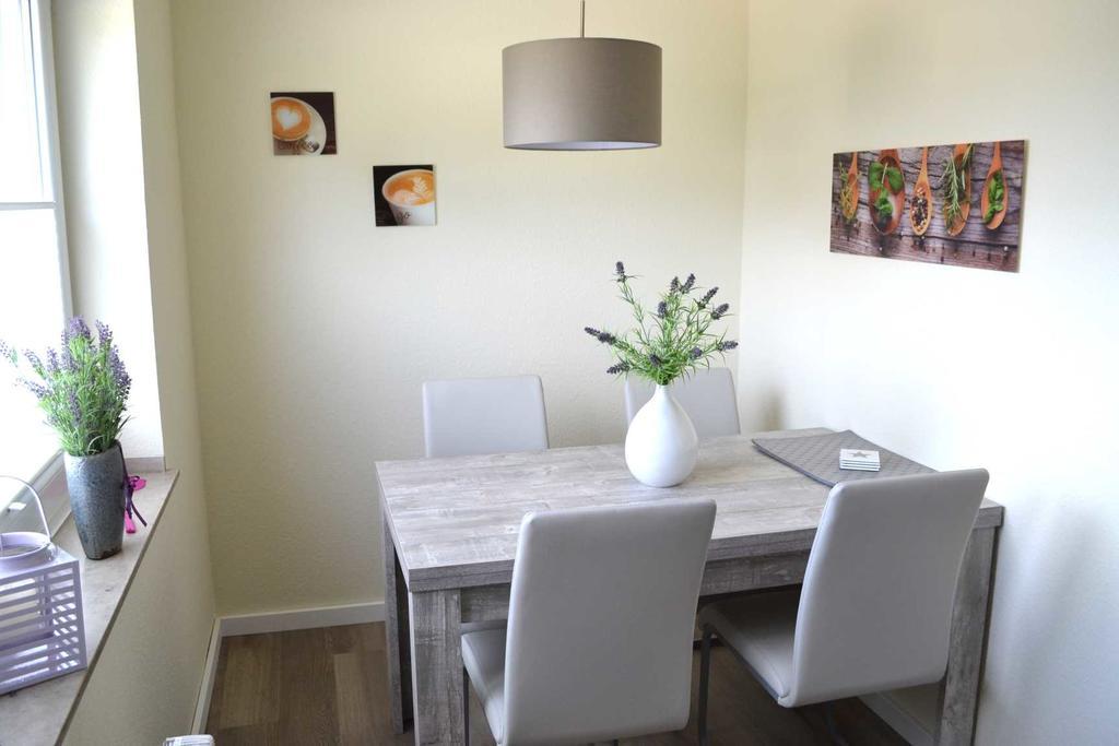 4 Sterne Ferienwohnungen Lavendel Brueggen ภายนอก รูปภาพ